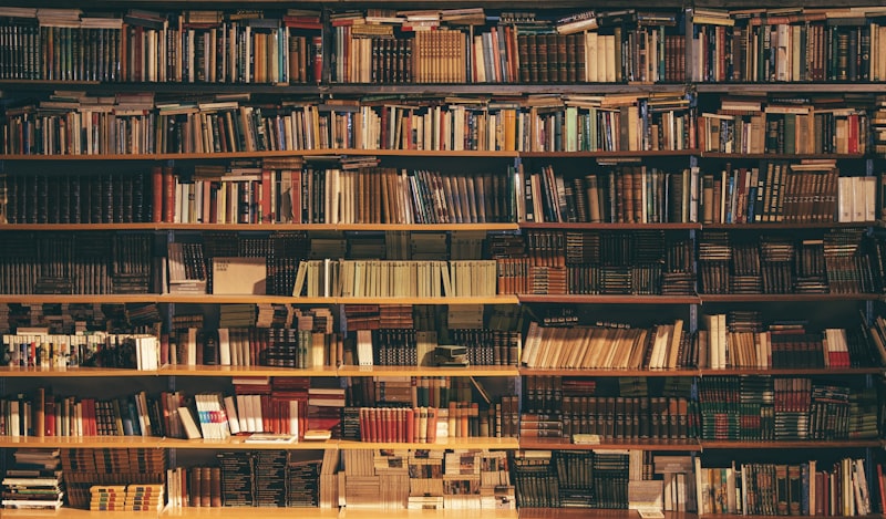 Bibliothèque universelle représentant les Annales Akashiques